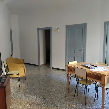 Casa Vacanze Zarinu Orgosolo Exterior photo